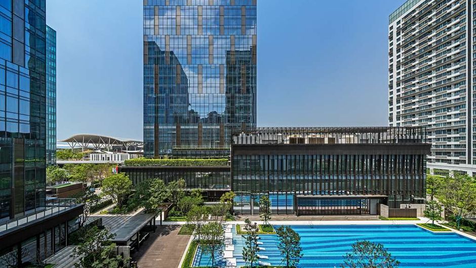 Hilton Shenzhen WECC Exterior