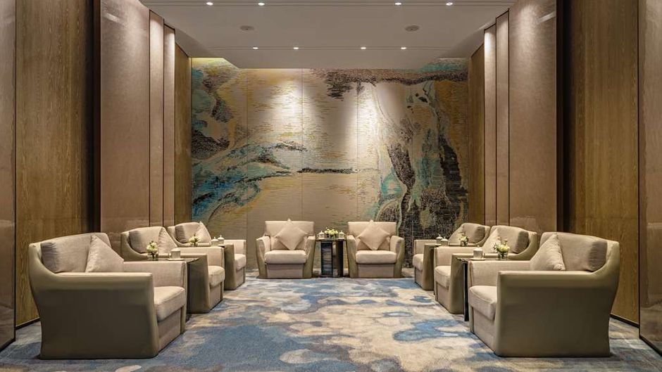 Hilton Shenzhen WECC Lobby