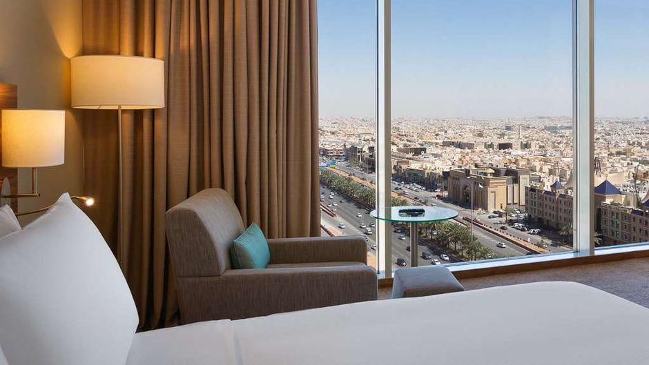 Hilton Garden Inn Riyadh Financial Distr Room
