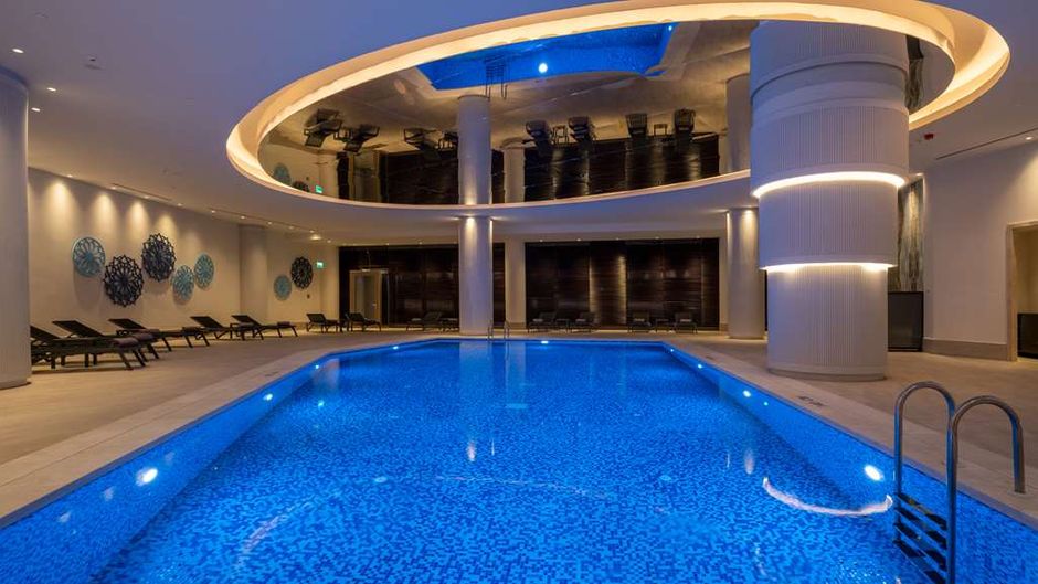 Hilton Mall of Istanbul Pool
