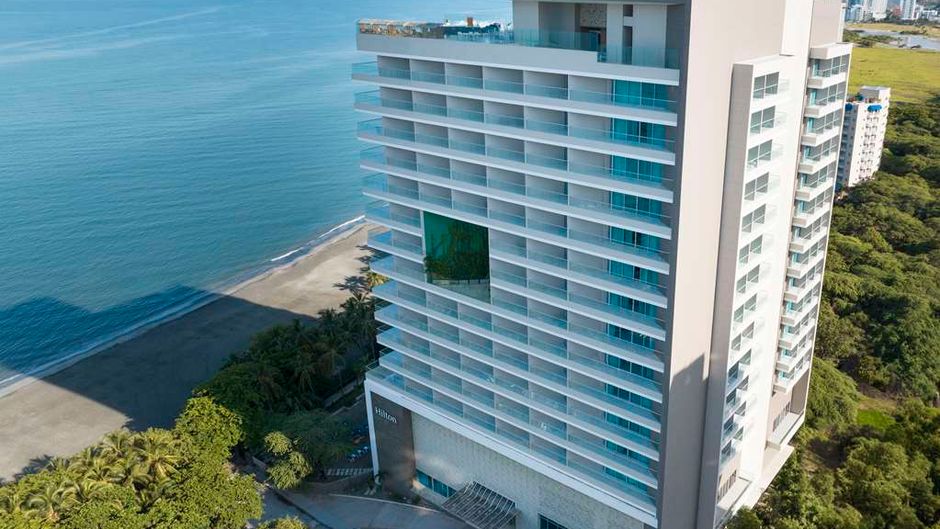 Hilton Santa Marta Exterior