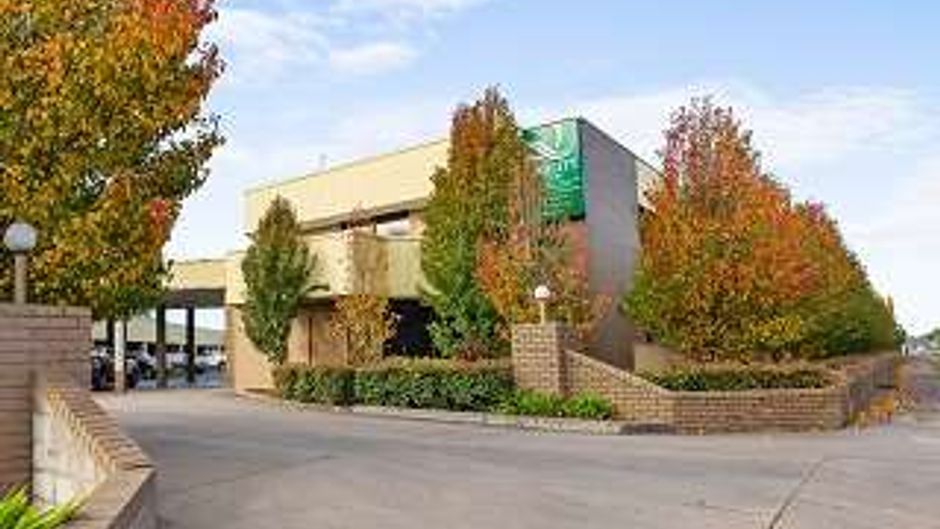 Presidential Motel Exterior