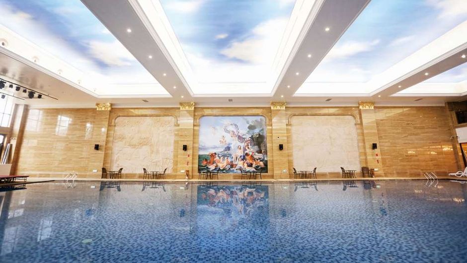Wyndham Grand Kunming East Pool