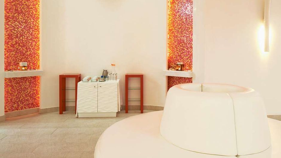 Real Marina Residences Spa