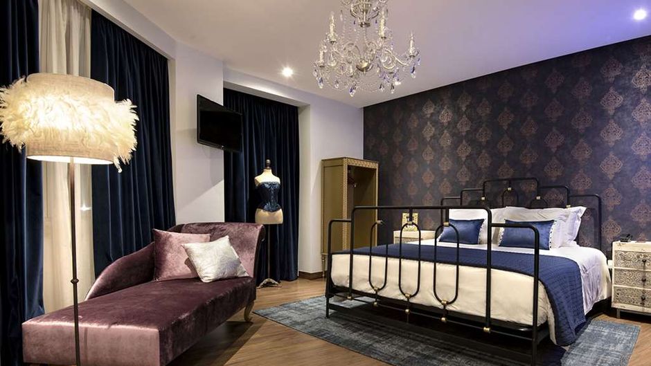 Maxime Hotel Room