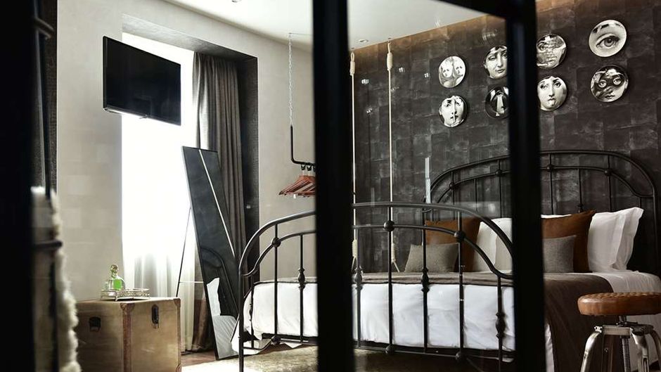 Maxime Hotel Room