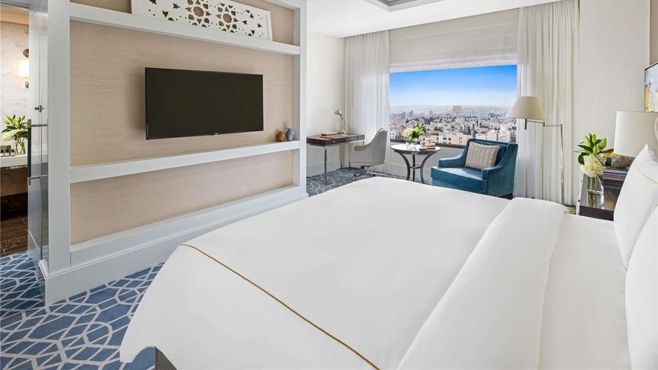 Fairmont Amman Room