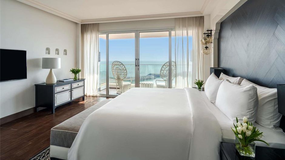 Fairmont Fujairah Beach Resort Suite