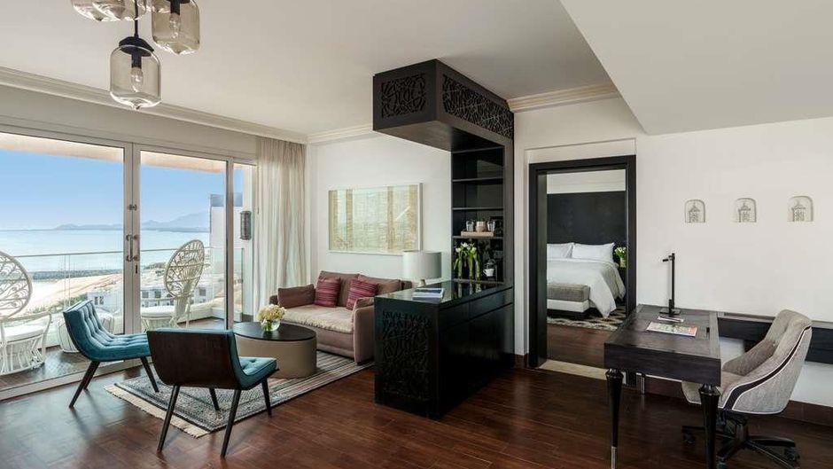 Fairmont Fujairah Beach Resort Suite