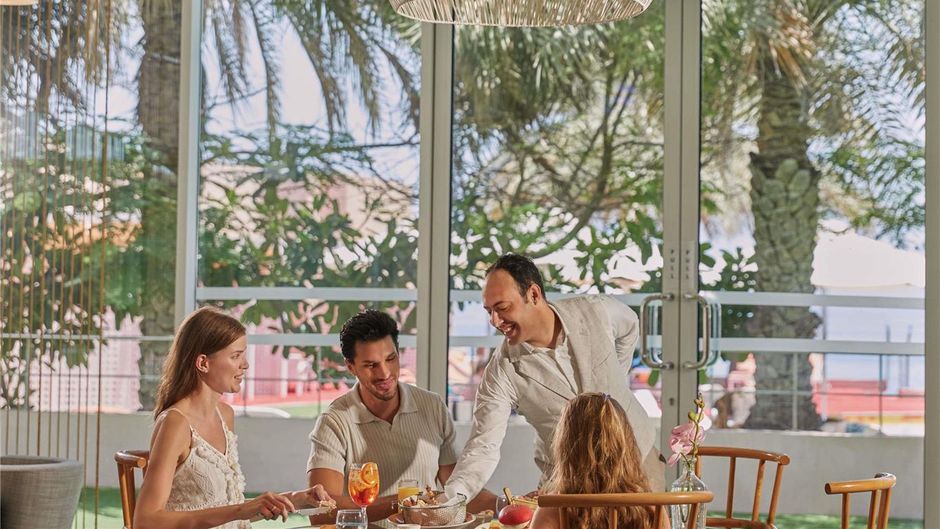 Fairmont Fujairah Beach Resort Restaurant