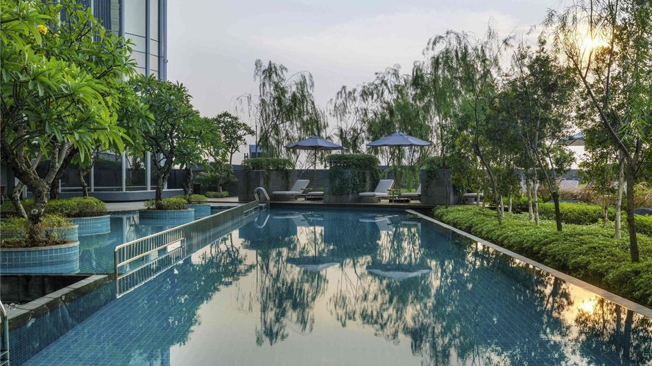 Swissotel Jakarta PIK Avenue Pool