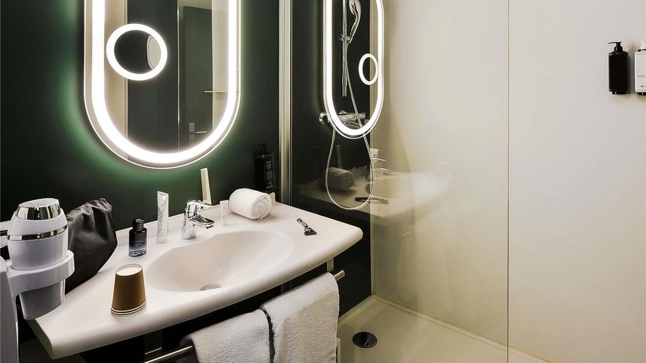 Ibis Annecy Cran Gevrier Exterior
