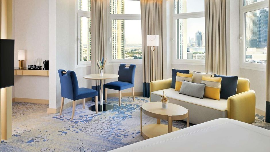 Swissotel Al Murooj Dubai Room