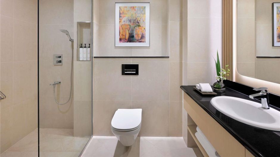 Swissotel Al Murooj Dubai Room