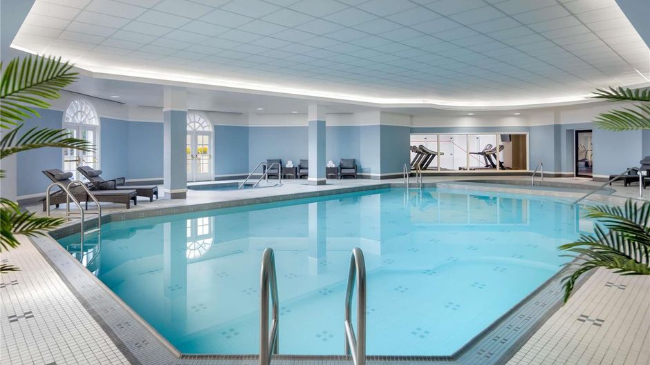 The Fairmont Hotel Macdonald Pool