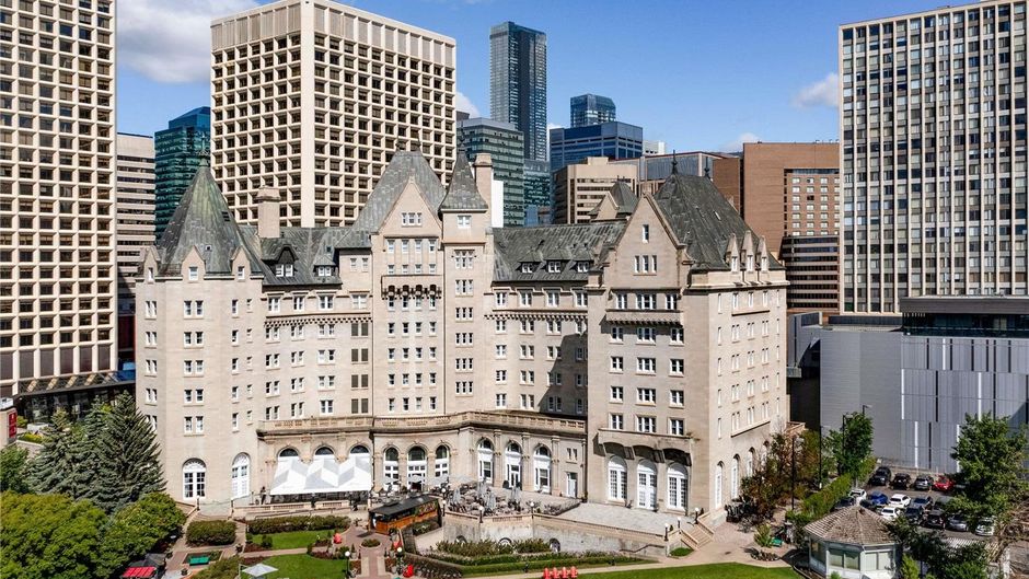 The Fairmont Hotel Macdonald Exterior
