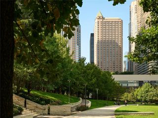Fairmont Chicago, Millennium Park