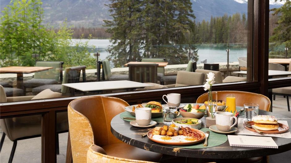 Fairmont Jasper Park Lodge Restaurant