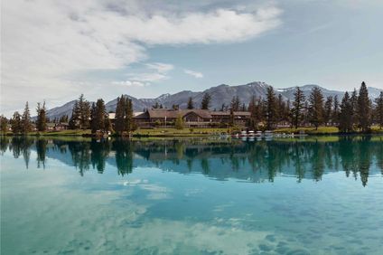 Fairmont Jasper Park Lodge