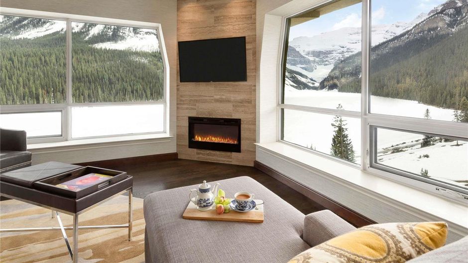 Fairmont Chateau Lake Louise Suite