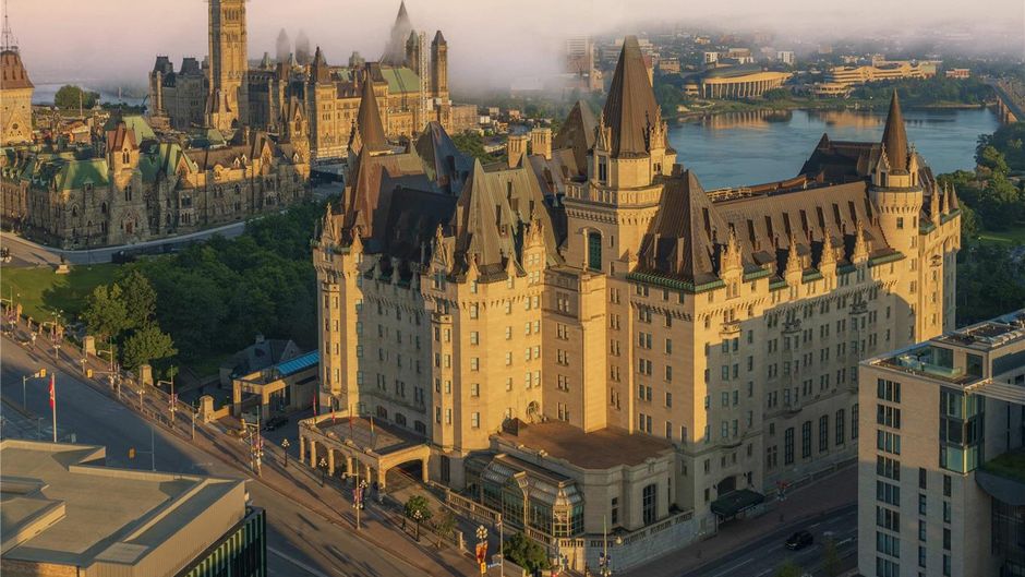 Fairmont Chateau Laurier Exterior