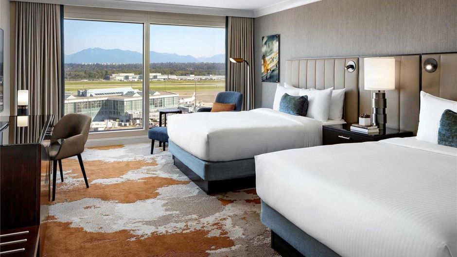 Fairmont Vancouver Airport Room