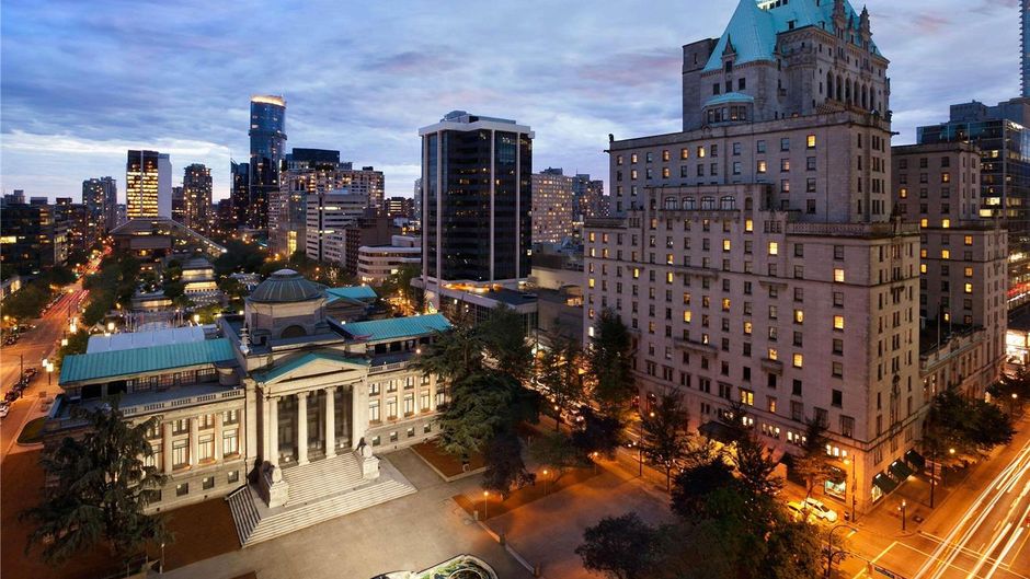 The Fairmont Hotel Vancouver Exterior