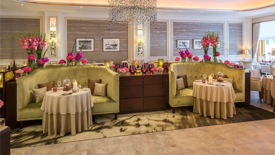 Fairmont Hotel Vier Jahreszeiten Restaurant