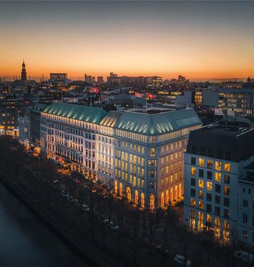 Fairmont Hotel Vier Jahreszeiten