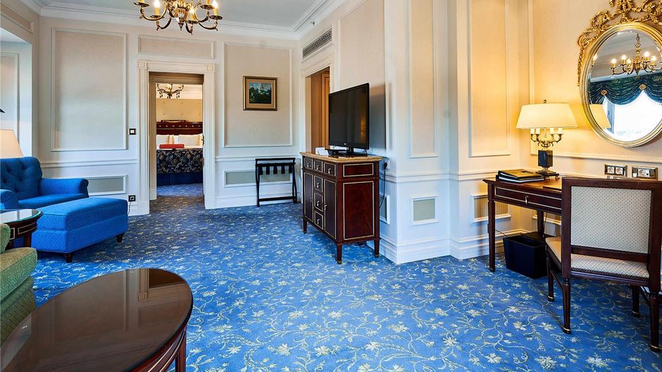 Fairmont Grand Hotel Kyiv Room