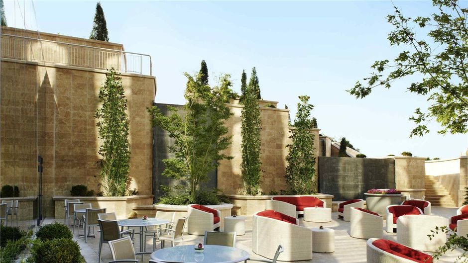 Fairmont Baku, Flame Towers Restaurant