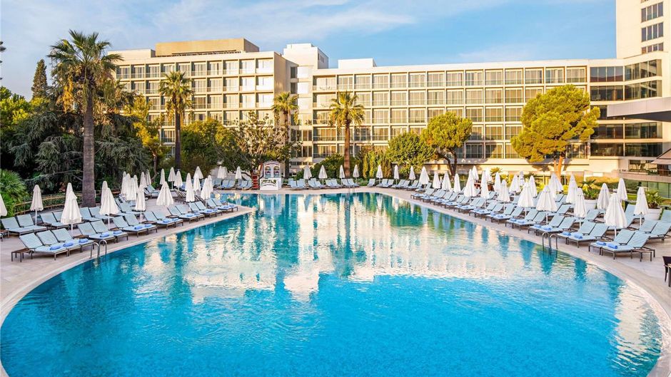 Swissotel Buyuk Efes, Izmir Pool