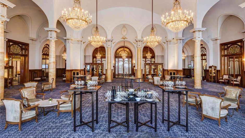 Fairmont Le Montreux Palace Meeting