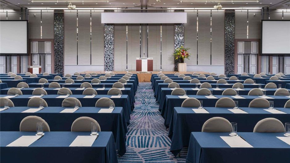 Swissotel Nankai, Osaka Meeting