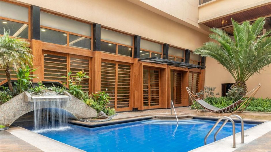 Swissotel Quito Pool