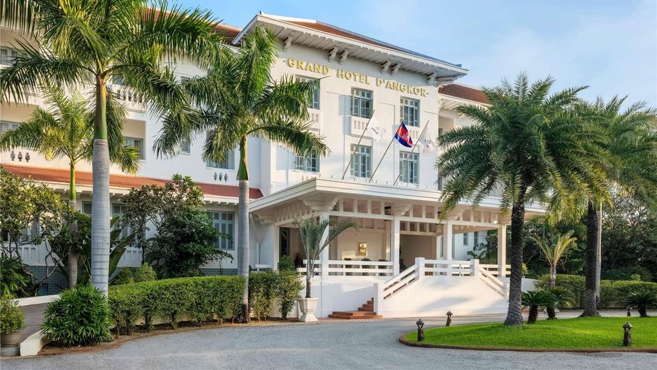Raffles Grand Hotel D'Angkor Exterior