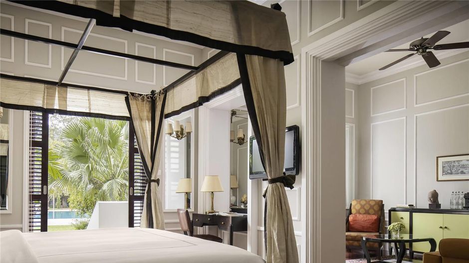 Raffles Grand Hotel D'Angkor Suite