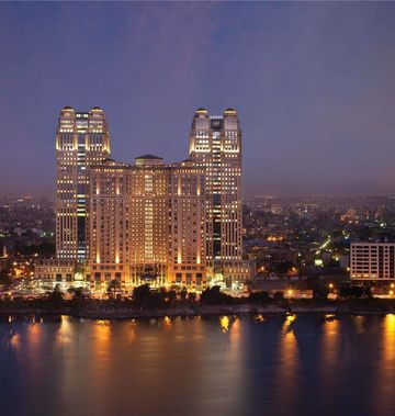 Fairmont Nile City Hotel, Cairo