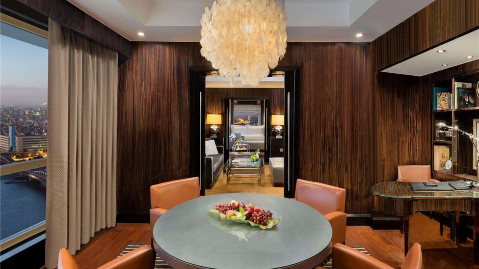 Fairmont Nile City Hotel, Cairo Suite