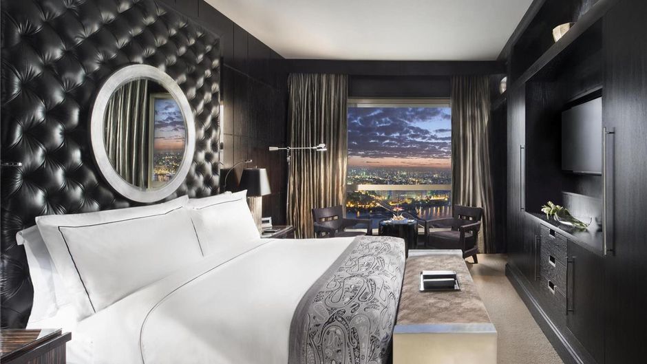 Fairmont Nile City Hotel, Cairo Suite