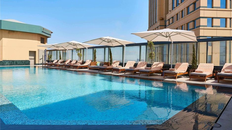 Fairmont Nile City Hotel, Cairo Pool