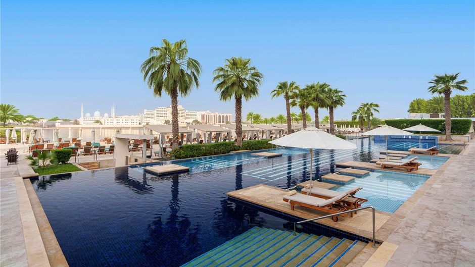 Fairmont Bab Al Bahr Exterior