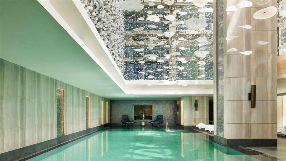 Raffles Hotel Istanbul Pool