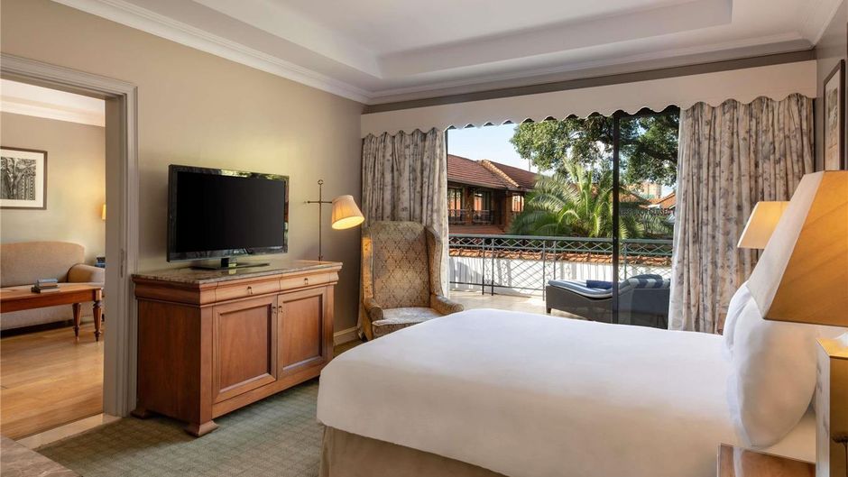 Fairmont The Norfolk Hotel Suite