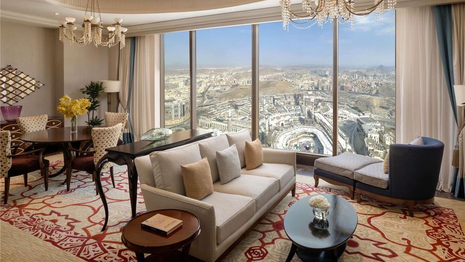 Makkah Clock Royal Tower, Fairmont Hotel Room