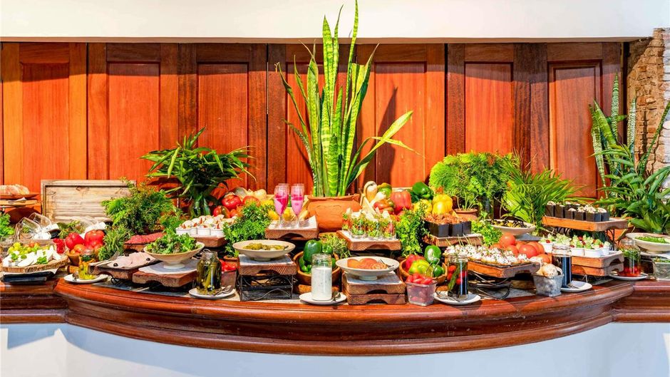 Fairmont Mara Safari Club Restaurant