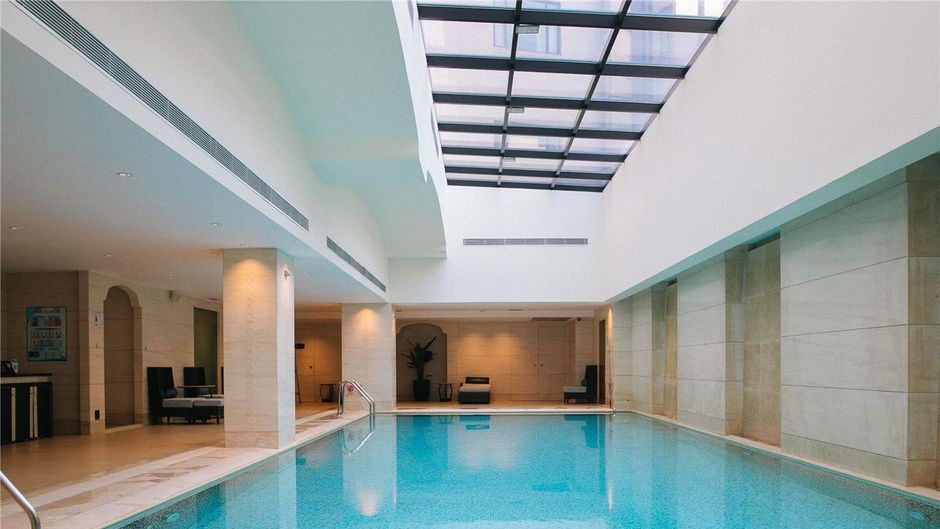 Fairmont Peace Hotel Shanghai Pool