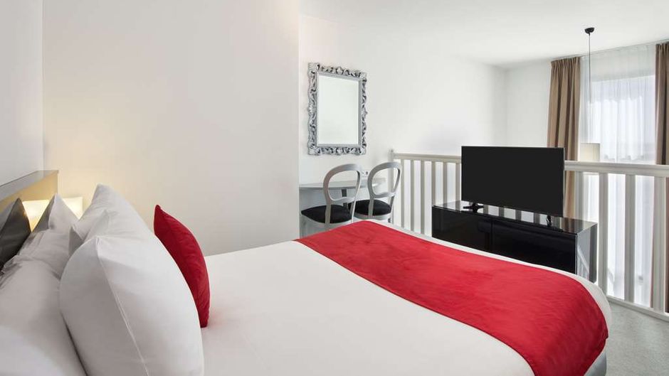 Sure Hotel-Best Western Nantes Beaujoire Suite