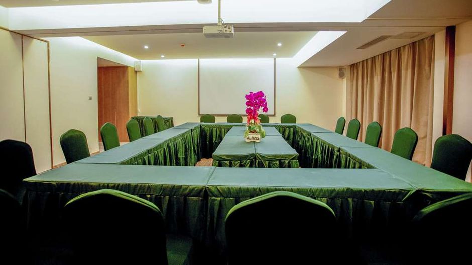 Quality Hotel Zhangye Meeting