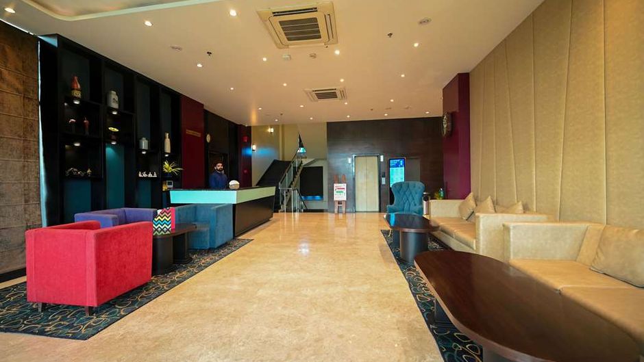 Comfort Hotel Vista Lobby